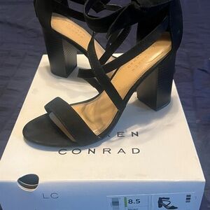 LC Lauren Conrad Elegant Black Heels